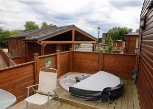 Jacuzzi Lodge Swainswood Leisure Park