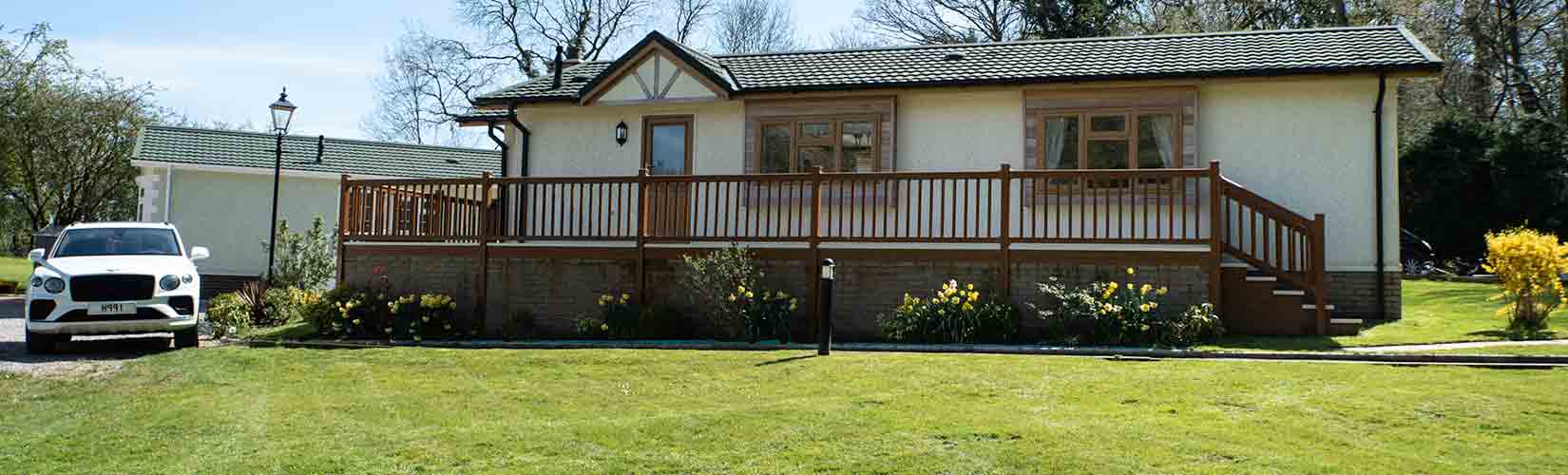 Club Cottage Slide
